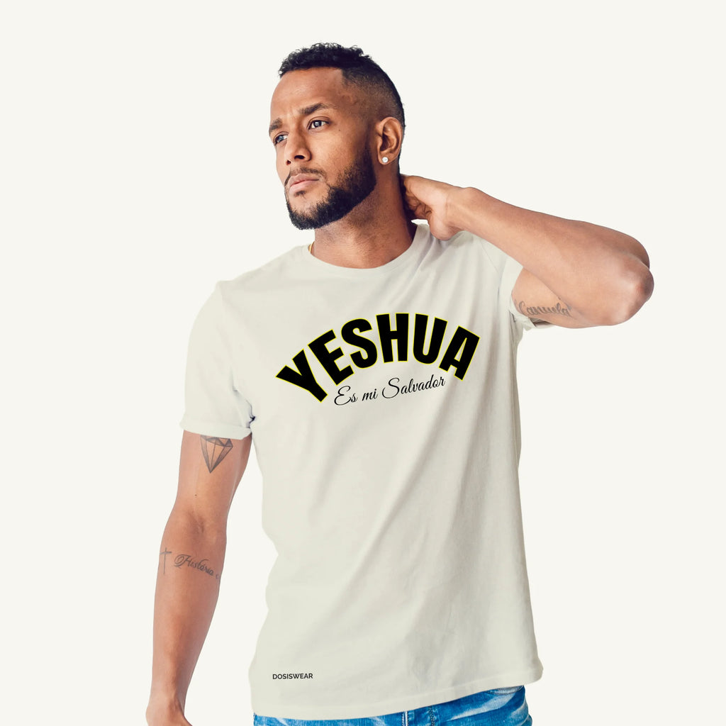 Camiseta Yeshua Es mi Salvador | Marfil